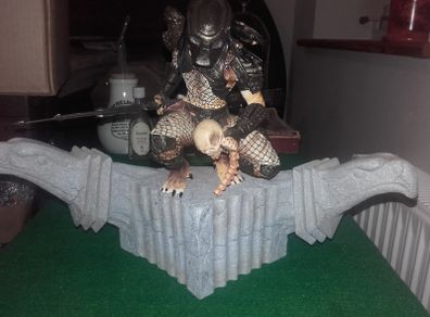 Pallasade Predator 2 Triumphant Collectors Statue 1655 of 3000