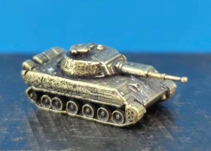 Miniature brass German panther tanks (4) aprox scale 1/350- 1/400 .