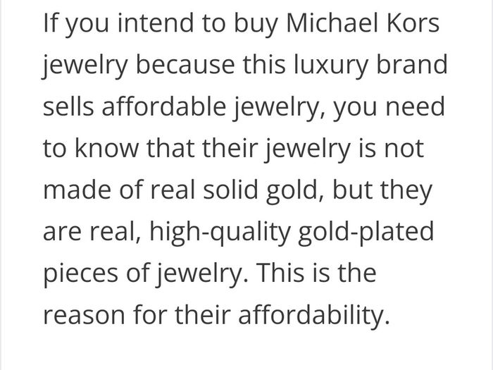 Authenthic Michael Kors Gold Choker Necklace