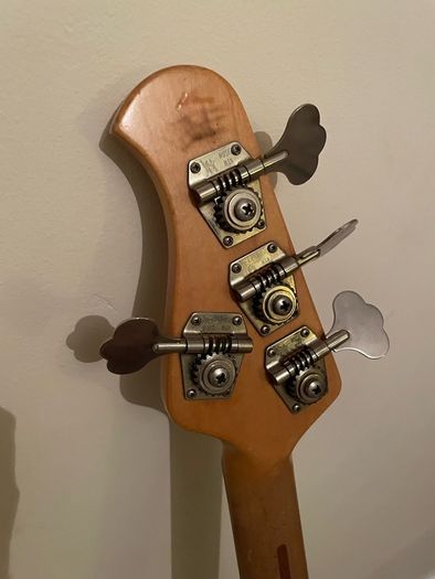 Music Man Stingray 1987