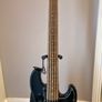 Fender Standard Jazz Bass V Image 2