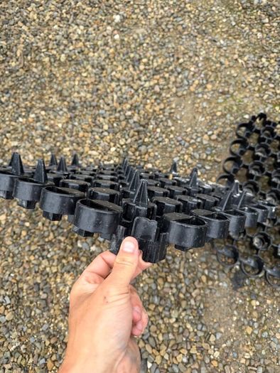 Gravel grid