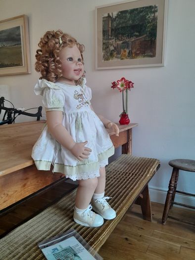 Masterpiece Doll - Vicky