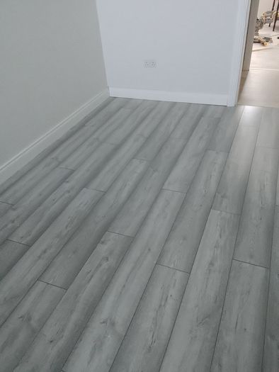 Laminate flooring