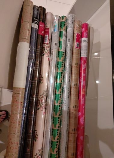 New Rolls christmas wrapping paper x 9