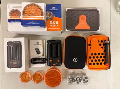 Mighty plus vaporizer + case + kit with 40dosing capsules + screens/seals