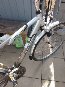 raleigh road bike