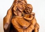 Madonna with Child, woodcarved in chestnut