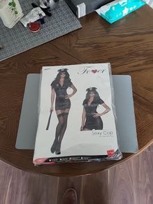 Sexy cop outfit