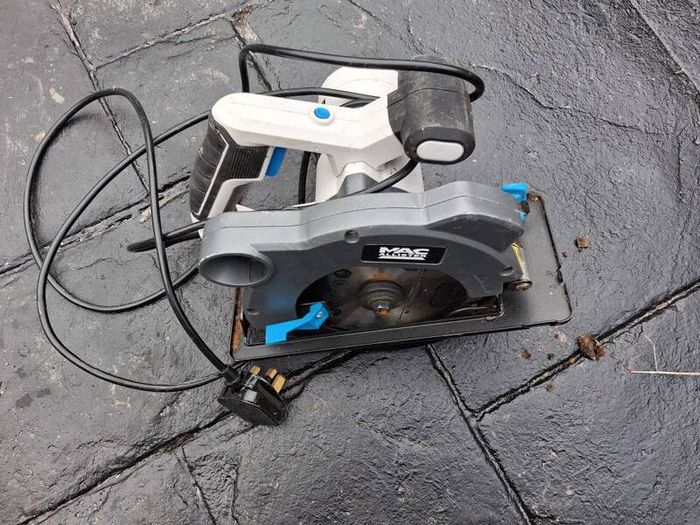 Mac allister corded circular saw