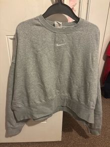 Nike women's sweatshirt