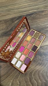 Too faced ginger bread palette limited edition