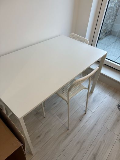 ikea table white + 4 chairs
