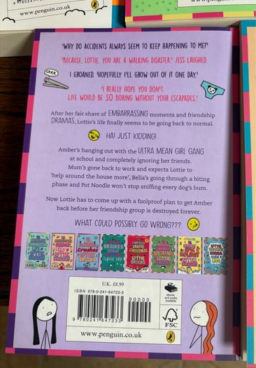 BRAND NEW - Lottie Brooks, book set (5)
