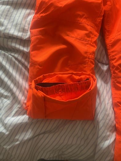 Mountain warehouse ski trousers for boys or girl aged 9/10