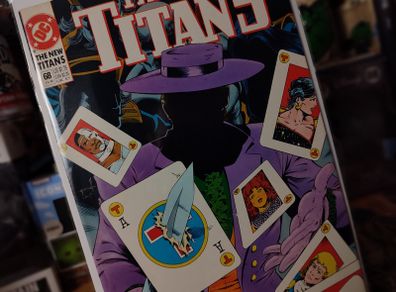 New Titans ! Issue #68 ! Gambler Disguised as Joker ! Copper Age Comic from 1990 ! by DC Comics !