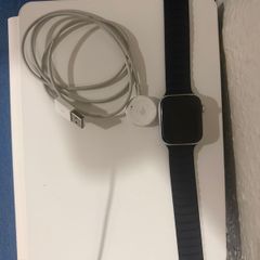 Apple Watch SE Nike 2021