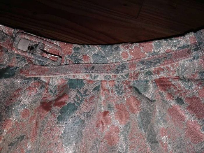 Ladies Skirt