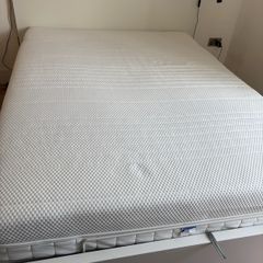 Standard King size bed