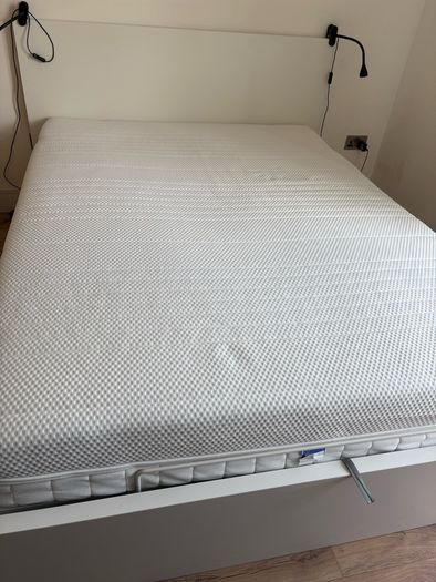 Standard King size bed