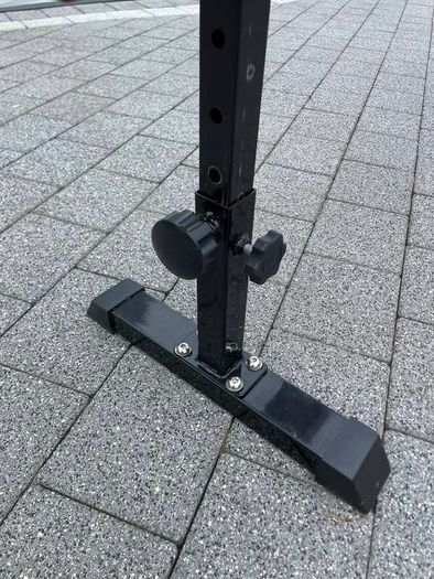 Gymnastics balance beam (adjustable)