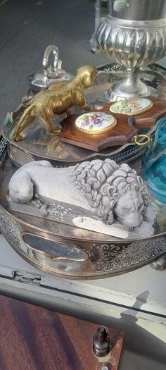 Sleeping Classic Lion Statue