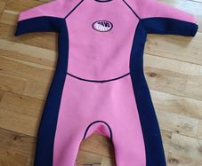 Kids short wetsuit size 10-11