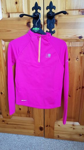 Girls BNWT Running/sports Top
