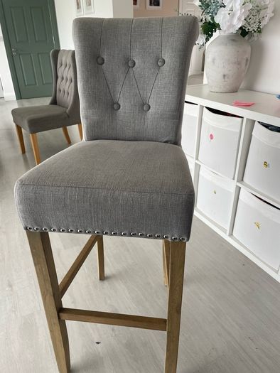3 High Stools