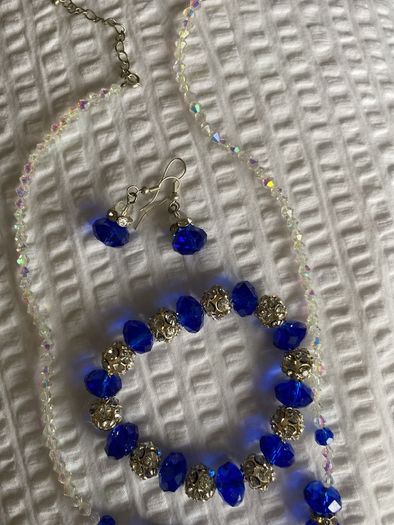 Glittery Beaded Necklace, Bracelet and Earrings Set