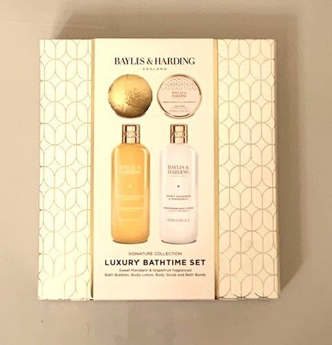 Baylis & Harding Gift Set