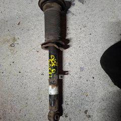 Lexus IS300h Front Shock