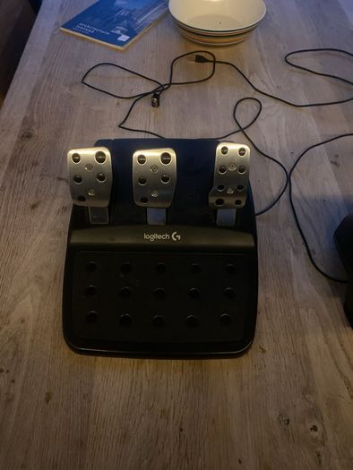 Logitech G29 Force Feedback Wheel + Pedals