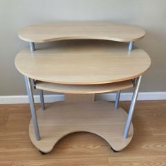 Modern Mobile Computer Desk with Keyboard Tray & Monitor Shelf
