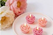 Beautiful Rose-Shaped Candle Set in Wood Box - Perfect Gift