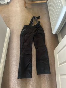 ski pants