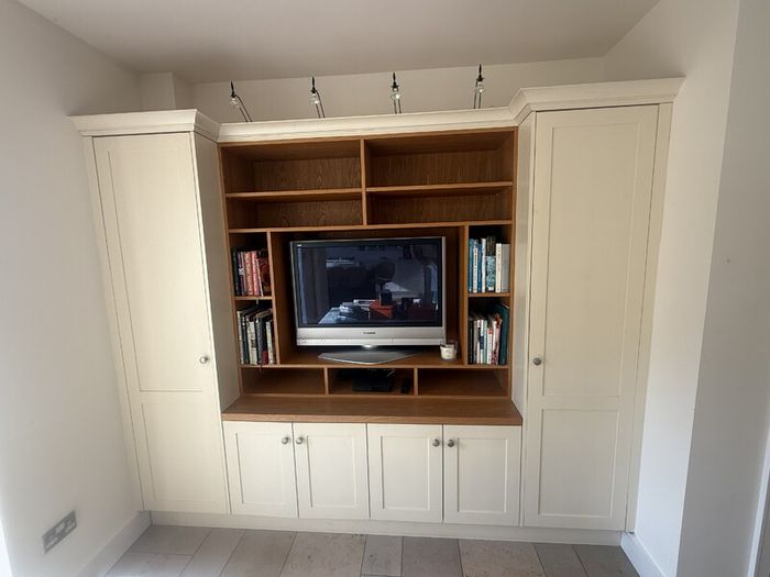 Storage/Cabinet/TV Unit