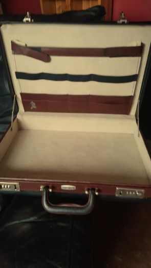 breifcase