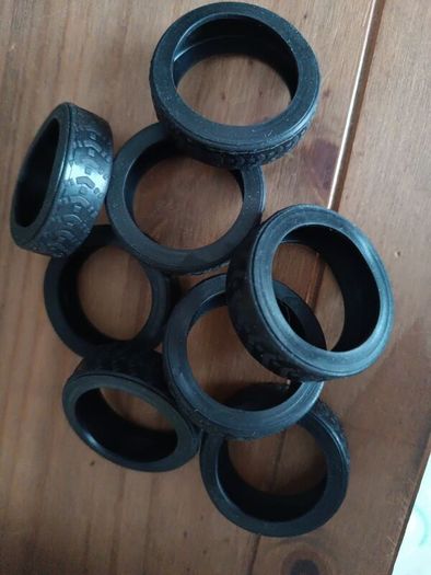 baggage wheels protector