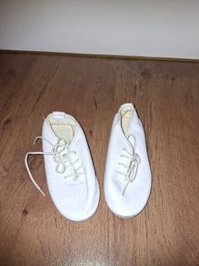 Girls dance shoes(jazz shoes), leather, size 10 Jr.