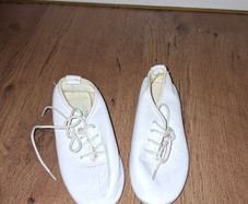 Girls dance shoes(jazz shoes), leather, size 10 Jr.