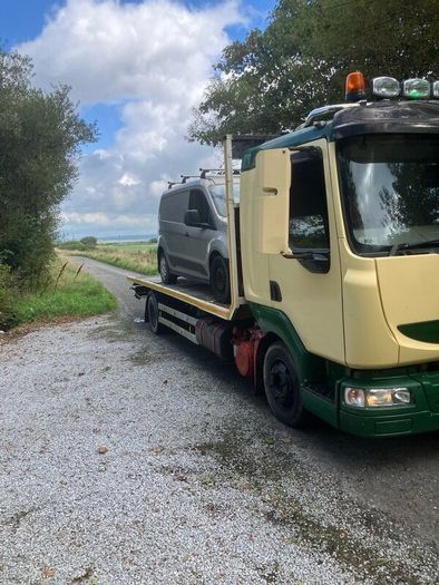 Renault recovery truck