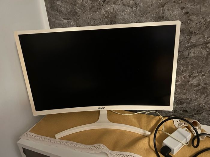 acer 24 inch