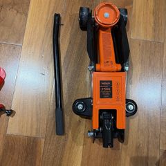 2 Tonne Hydraulic Trolley Jack