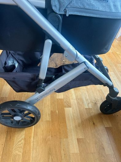 UPPAbaby Vista (2018) Complete Double Buggy Setup (Soft Grey / Gregory)