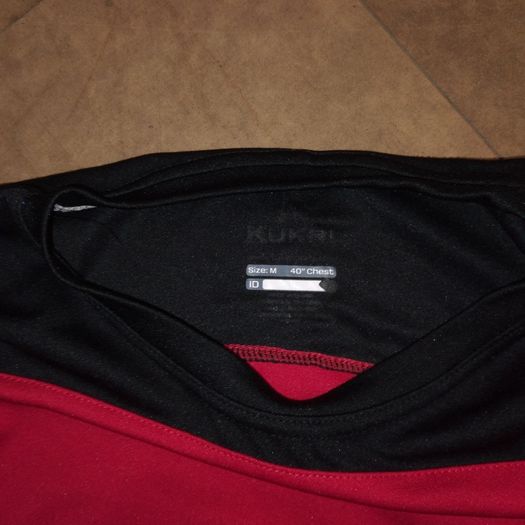 Jersey Reds (M) Rugby Sweatshirt Jumper Pullover Sweat Shirt Kukri  Medium