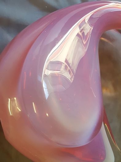 Murano Glass Pink Opaline Swan