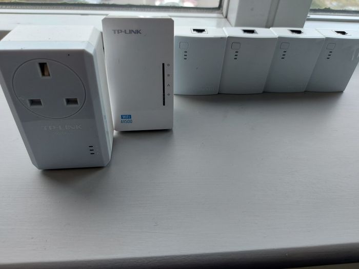 WiFi extenders
