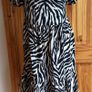 Ladies Black and cream Short sleeve midi dress size 14 Includes postage Image 2