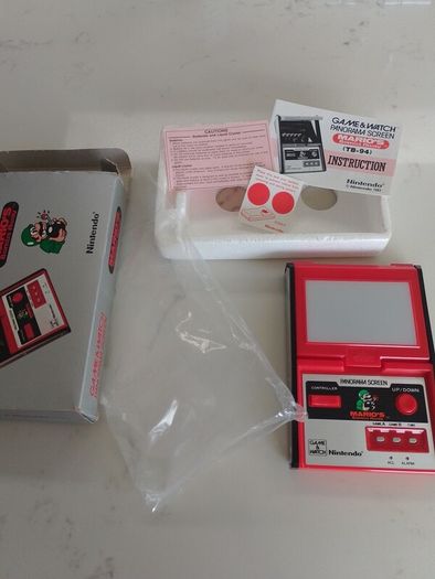 1983 Nintendo bombs away with box